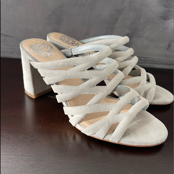 Vince Camuto suede shoes - Picture 2 of 5
